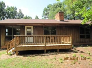 1452 Coaling Rd, Troutville, VA 24175