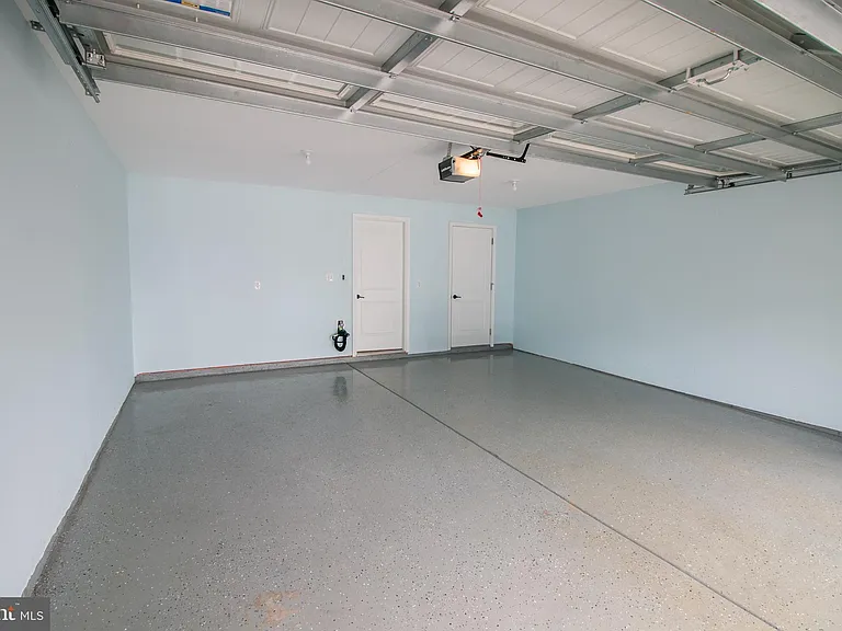308 Blue Welsh St — Photo 26