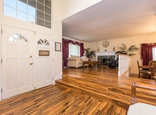 20752 Bermuda St, Chatsworth, CA 91311