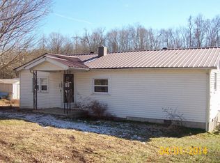 935 Breeding Rd, Edmonton, KY 42129