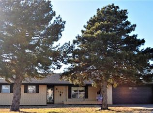 120 N Crider Rd, Cordell, OK 73632