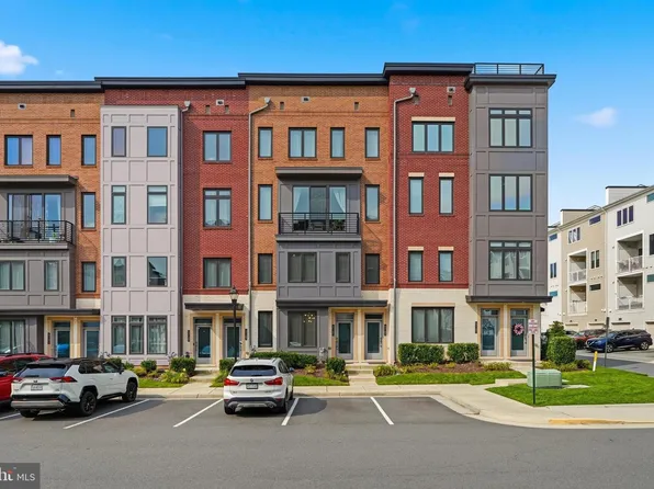 43185 Mongold Sq, Ashburn, VA 20148