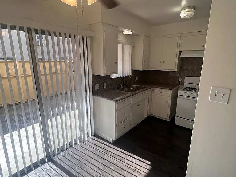 Ramona — Photo 12