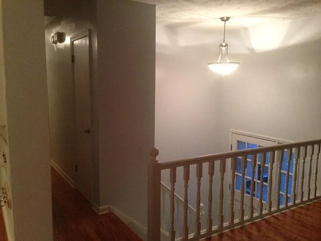 3713 Holland Dr — Photo 2