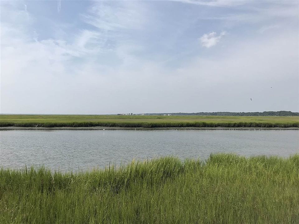 2nd image of 629A Stone Harbor Blvd