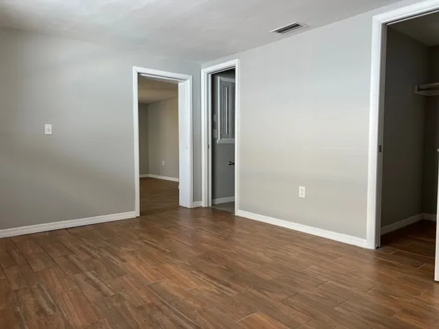 7835 Arbordale Dr — Photo 24