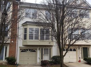 2483 Wheat Meadow Cir, Herndon, VA 20171