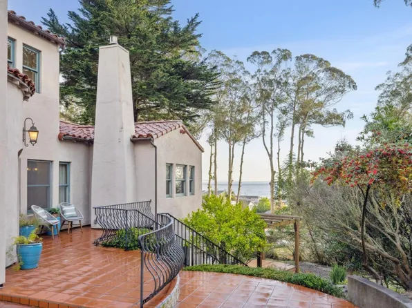 500 Palma St, El Granada, CA 94018