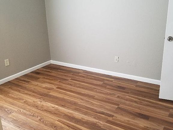 3rd image of 7329 Bellefontaine Ave
