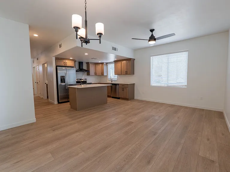 1300 N Rook Ave #15 — Photo 4