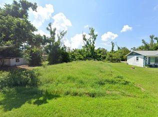 5523 Thomas St, Bokeelia, FL 33922