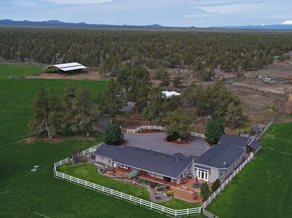 61140 Obernolte Rd, Bend, OR 97701