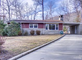 214 Rattlesnake Mountain Rd, Black Mountain, NC 28711