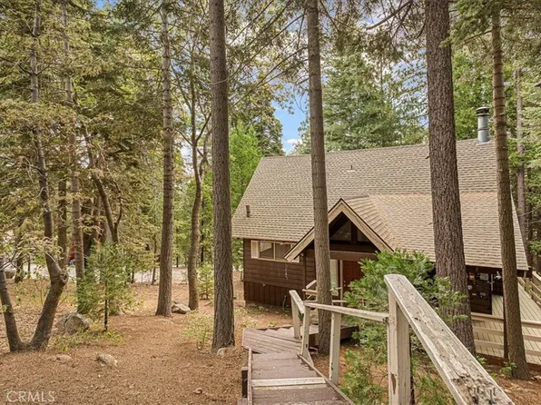 26538 Lake Forest Dr, Twin Peaks, CA 92391