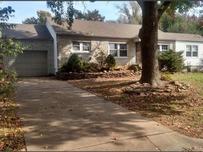 1136 S Stewart Ave, Springfield, MO, 65804
