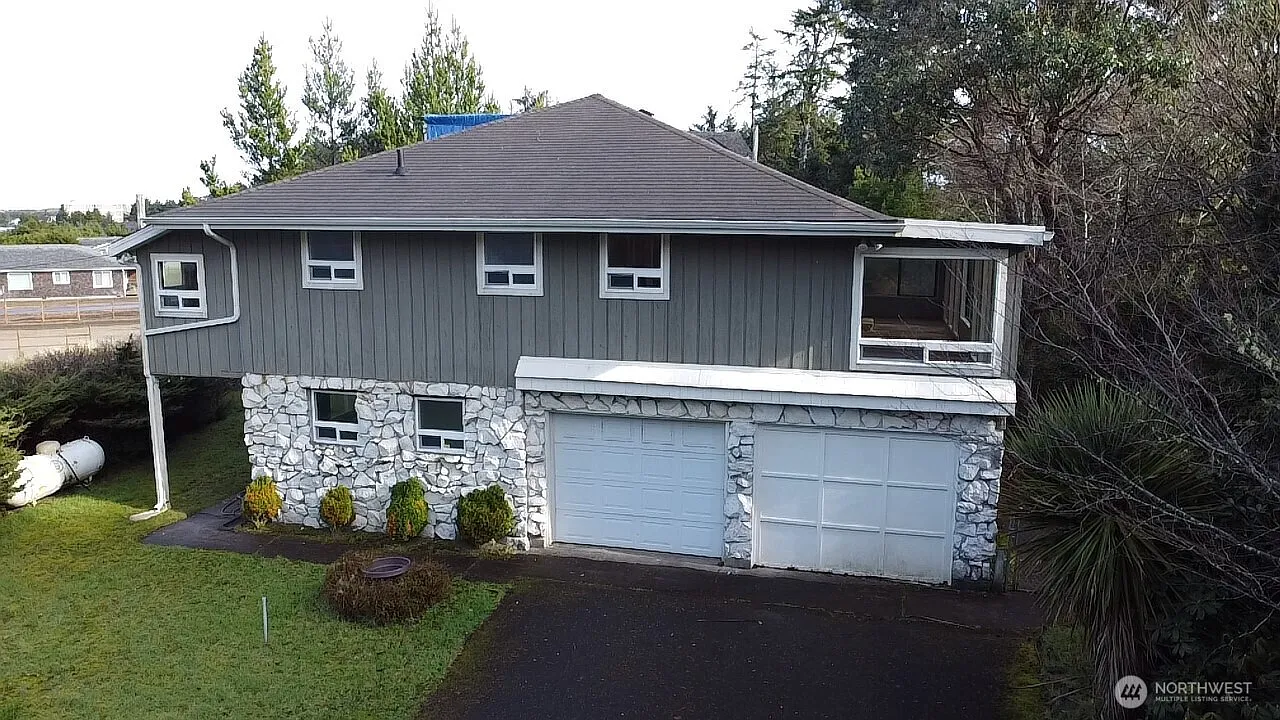31004 J Place photo 1