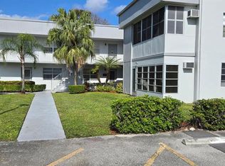 938 Flanders St #T, Delray Beach, FL 33484