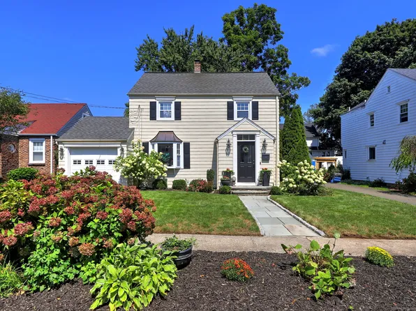 584 Laughlin Road West, Stratford, CT 06614