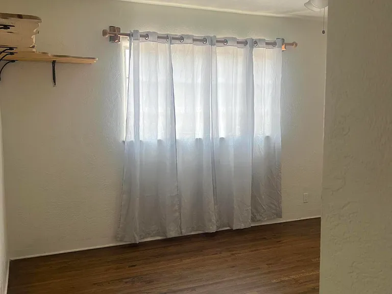 307 Madison St NE — Photo 25