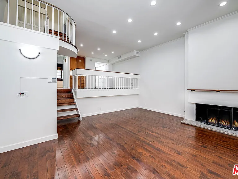 9507 W Olympic Blvd — Photo 4