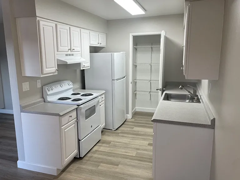 Viva Apartments — Photo 13