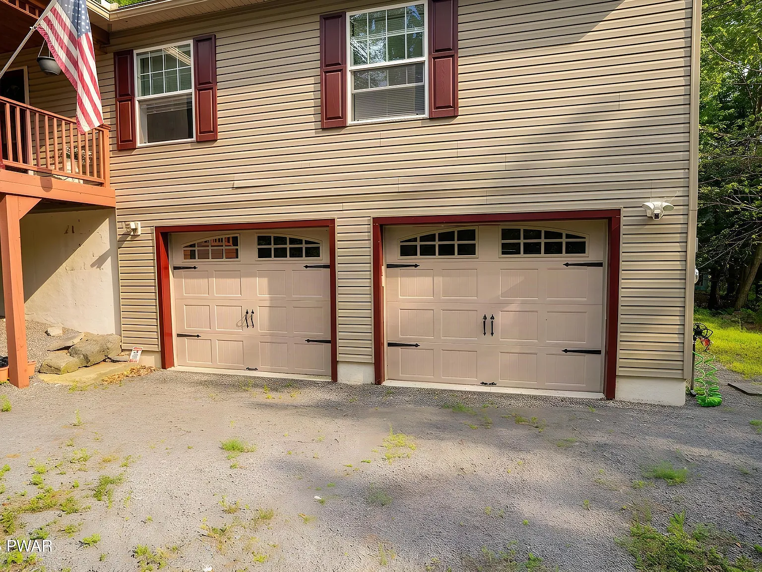 3 bed, 3.0 bath, 2144 sqft, $3,200 — Photo 4