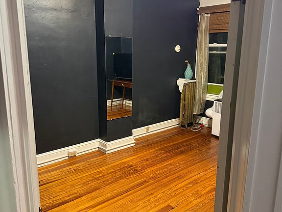 5th image of 3142 Abell Ave