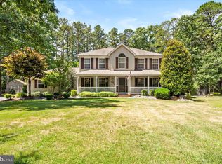 75 Ivins Dr, New Egypt, NJ