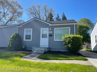 7028 Fisher Ave, Warren, MI 48091