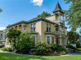 507 S De Leon St, Victoria, TX 77901