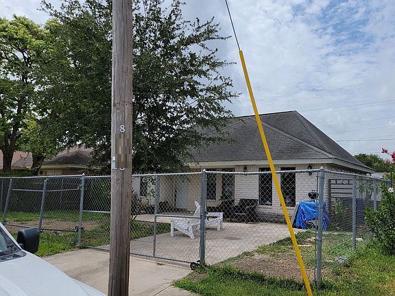 3rd image of 3505 Melba Ave