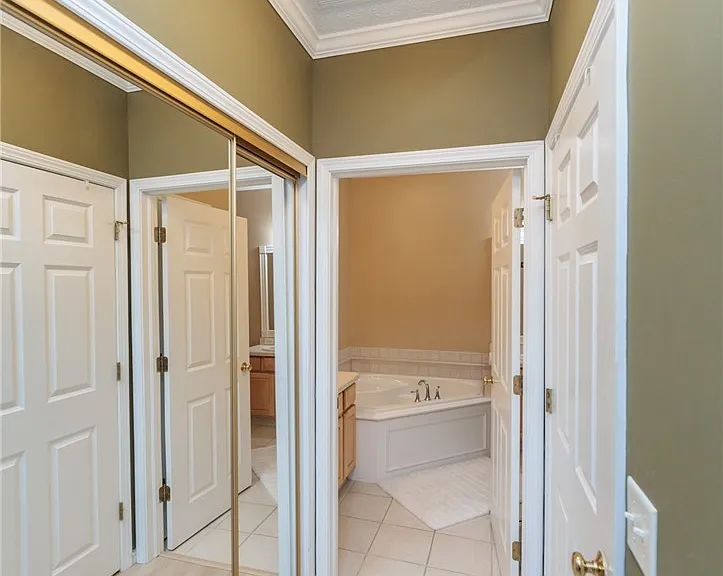 2601 Wyndgate Ct — Photo 21