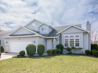 2511 Springside Dr, Crest Hill, IL 60403