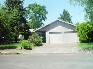 961 NE Hood St, Hillsboro, OR