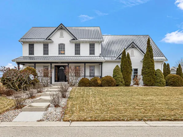 123 Highland DRIVE, Glenbeulah, WI 53023