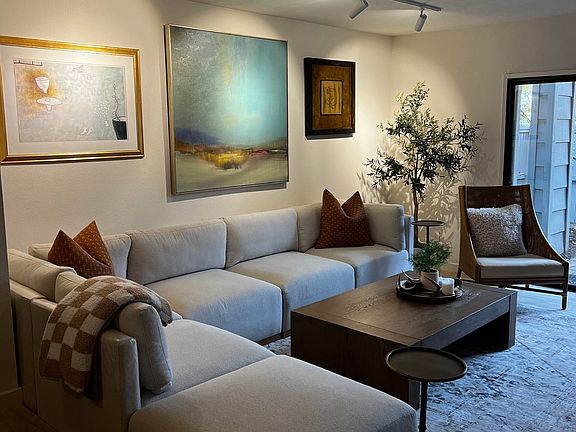 5th image of 290 W Rumble Rd