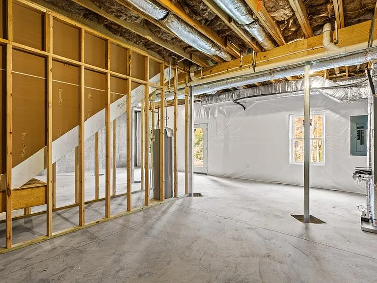 317 Ivanhoe Ave — Photo 29