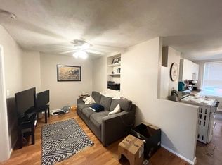 2 Baldwin Pl #3L, Boston, MA 02113
