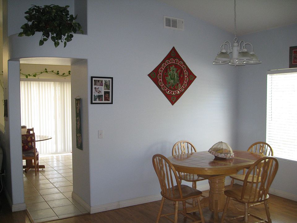 2nd image of 7334 Railroad Ct