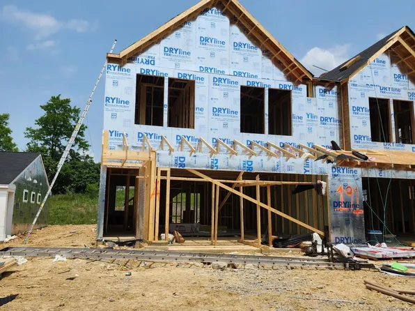 1220 Creekside Ct, Alexandria, KY 41001