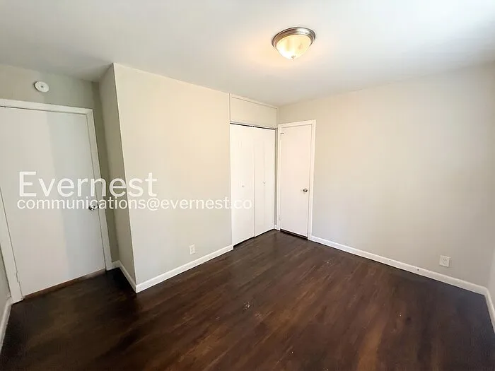9825 Maple Ln — Photo 13