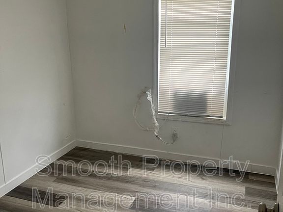 5th image of 7820 Fleetwood Dr