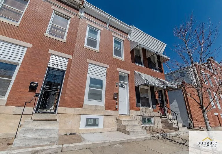 2726 E Monument St — Photo 18