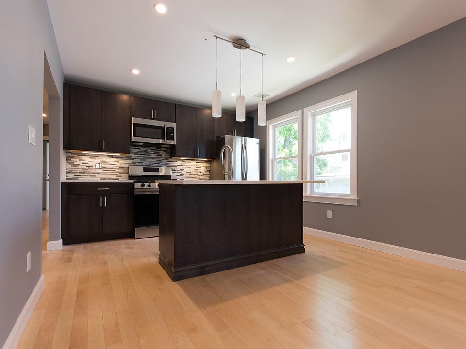 2nd image of 31-33 Thornton St #1B