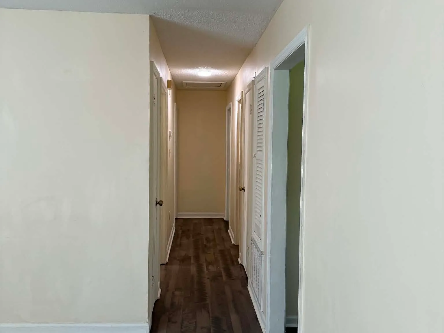 3 bed, 1414 sqft, $1,650 — Photo 4