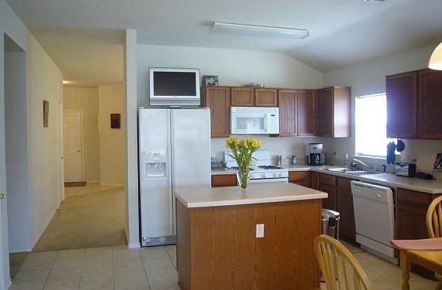 1st image of 14916 Lantern Dr