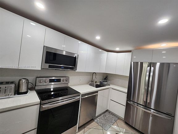 2nd image of 6969 Collins Ave APT 404
