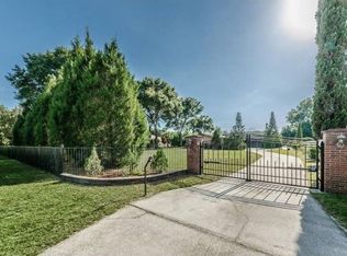 1696 Ridge Top Dr, Tarpon Springs, FL 34688