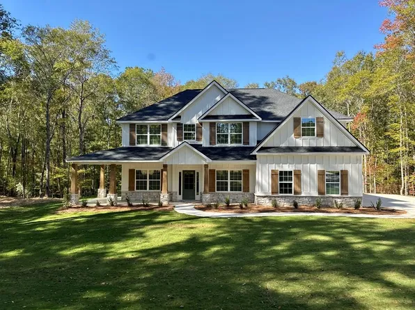 523 Green Dr, Cataula, GA 31804