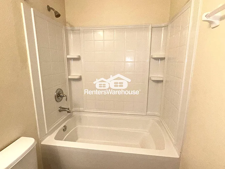 10943 Keys Gate Dr — Photo 23